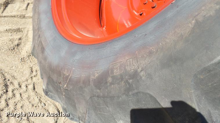 image for item DX9793 International 1086 tractor