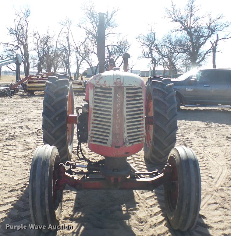 image for item DX9828 Cockshutt 40 tractor