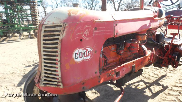 image for item DX9828 Cockshutt 40 tractor