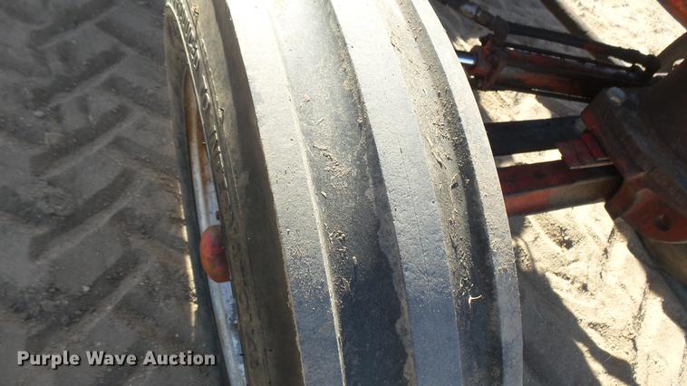 image for item DX9828 Cockshutt 40 tractor