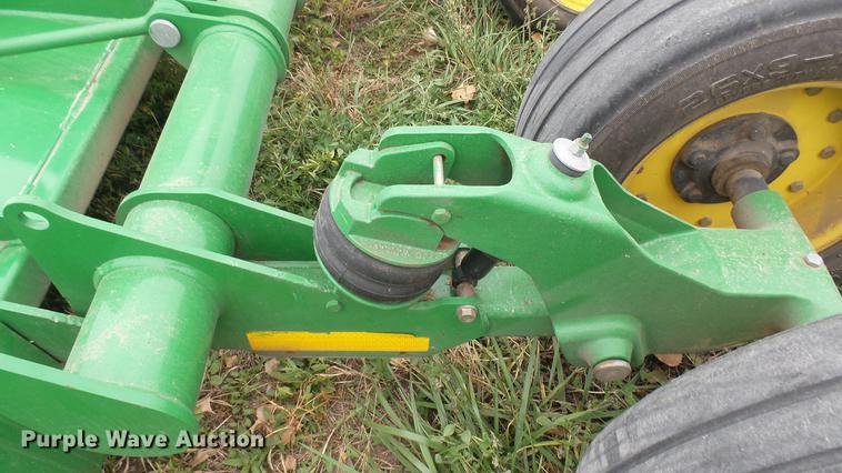 image for item ED9069 John Deere CX15 batwing rotary mower