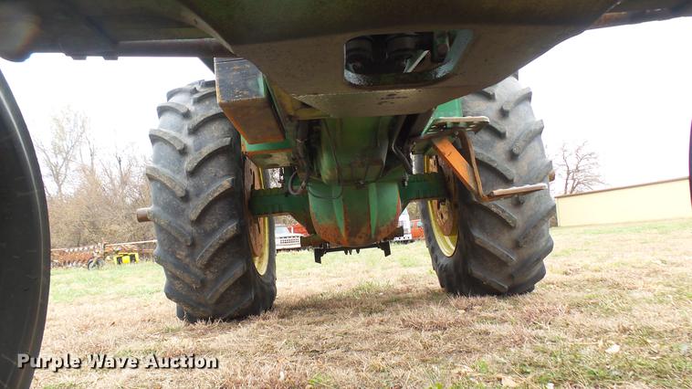 image for item ED9071 John Deere 4630 tractor