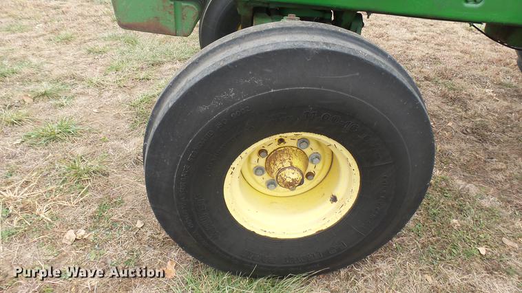 image for item ED9071 John Deere 4630 tractor