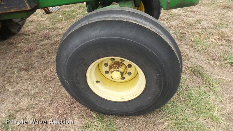 image for item ED9071 John Deere 4630 tractor