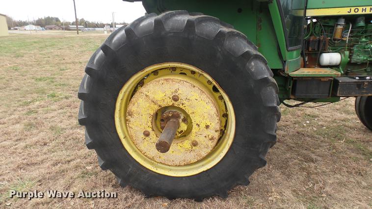 image for item ED9071 John Deere 4630 tractor