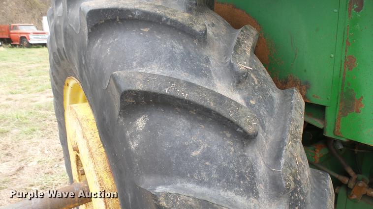 image for item ED9071 John Deere 4630 tractor