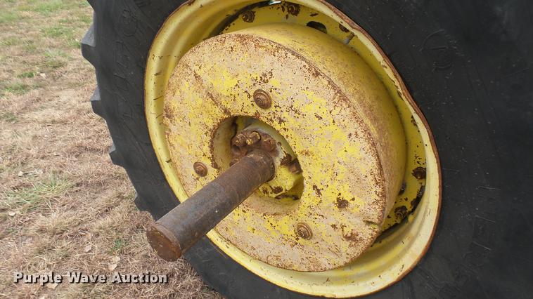 image for item ED9071 John Deere 4630 tractor