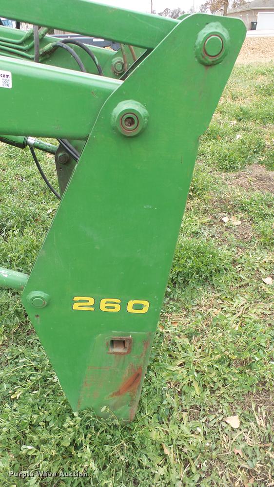 image for item ED9073 John Deere 260 loader