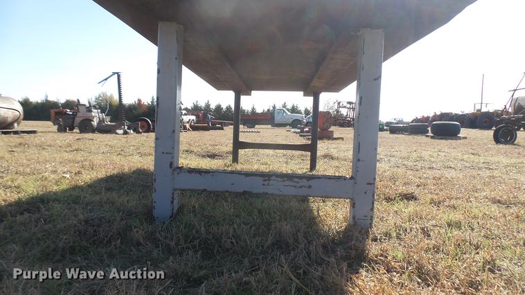 image for item ED9079 Shop table