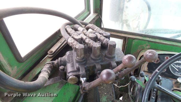 image for item ED9144 John Deere 4020 tractor