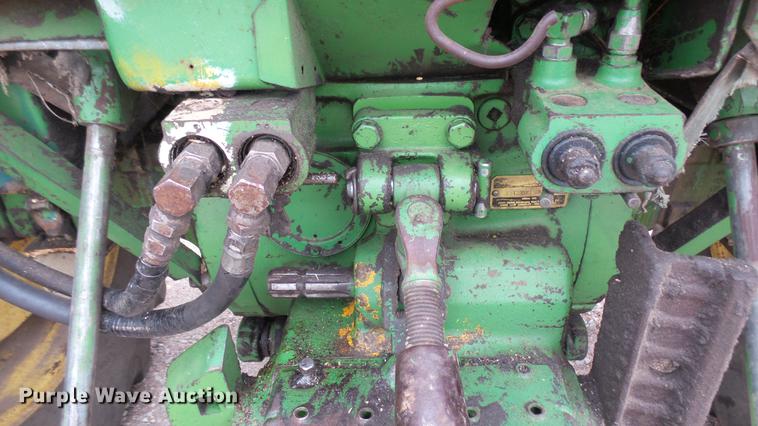 image for item ED9144 John Deere 4020 tractor
