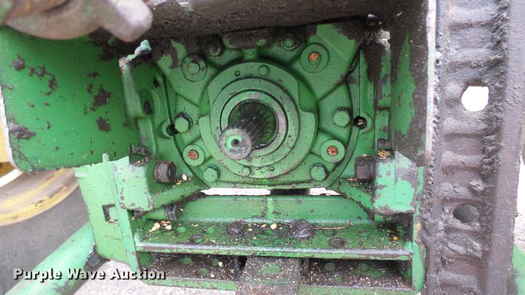 image for item ED9144 John Deere 4020 tractor