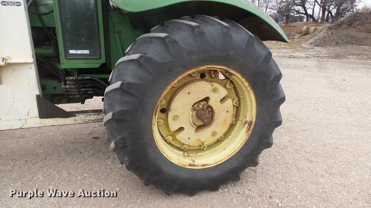 image for item ED9144 John Deere 4020 tractor