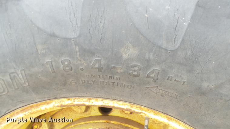 image for item ED9144 John Deere 4020 tractor