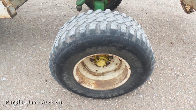 image for item ED9144 John Deere 4020 tractor