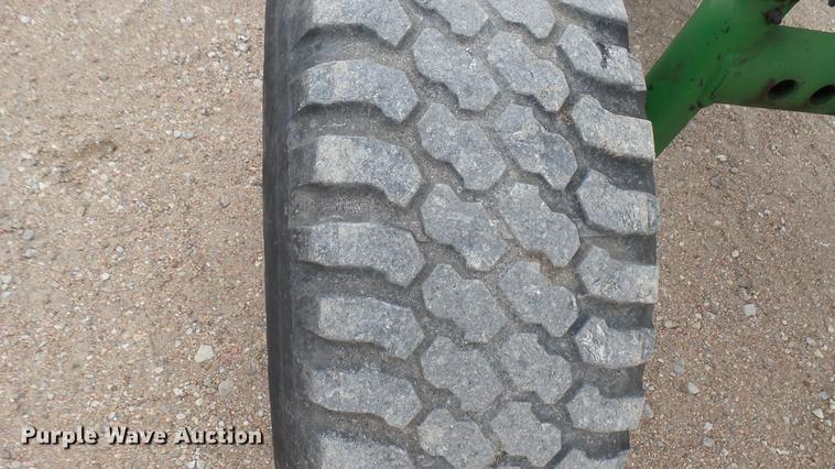 image for item ED9144 John Deere 4020 tractor