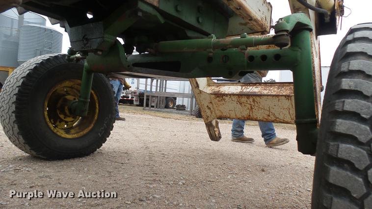 image for item ED9144 John Deere 4020 tractor