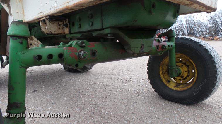 image for item ED9144 John Deere 4020 tractor