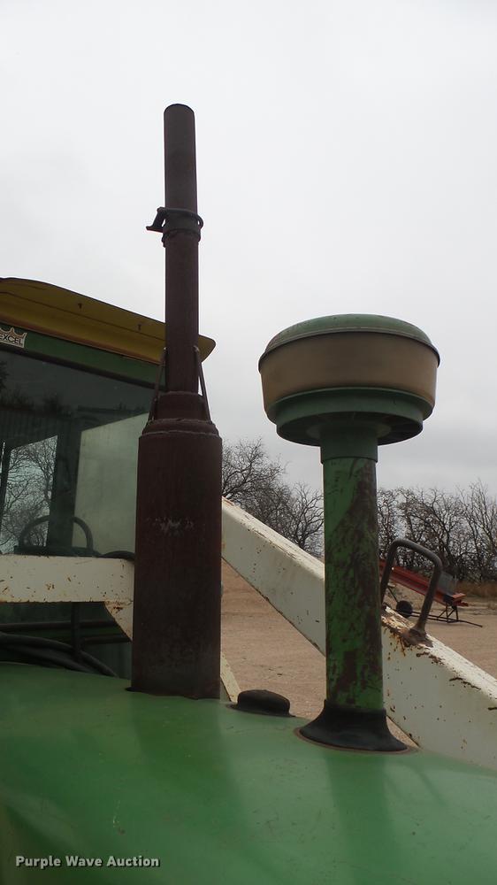 image for item ED9144 John Deere 4020 tractor