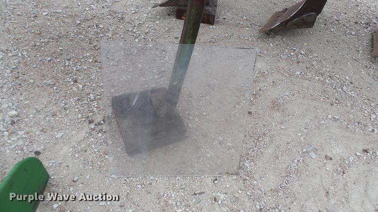 image for item ED9144 John Deere 4020 tractor