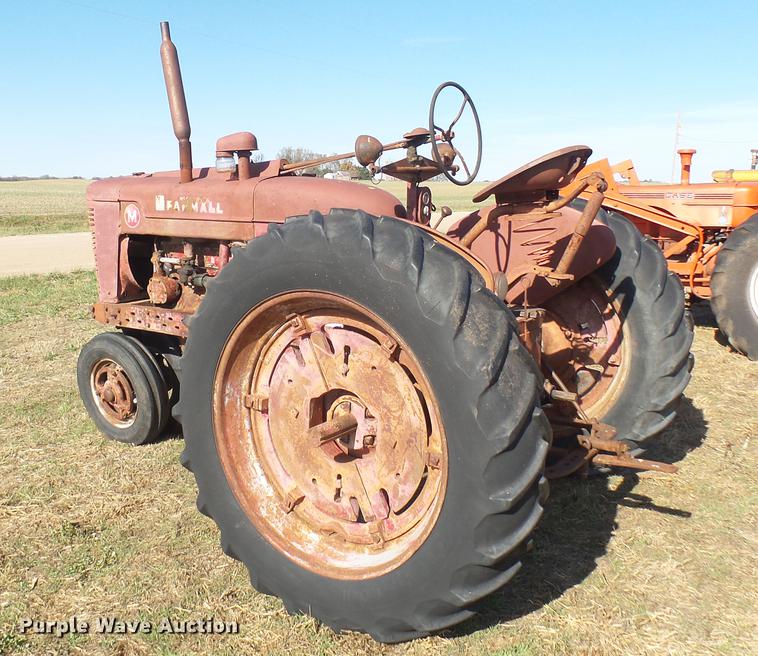 image for item ED9172 Farmall M tractor