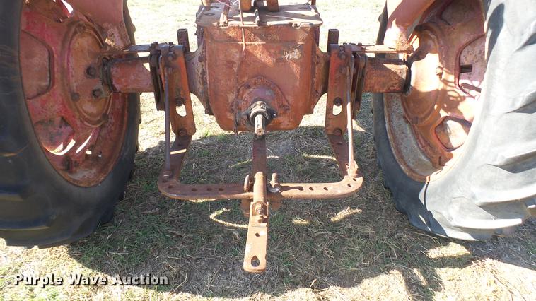 image for item ED9172 Farmall M tractor