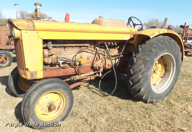image for item ED9174 Minneapolis Moline G-VI tractor