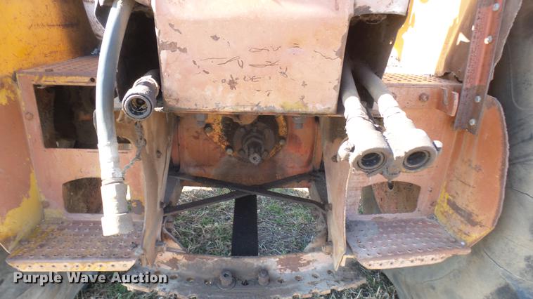 image for item ED9174 Minneapolis Moline G-VI tractor