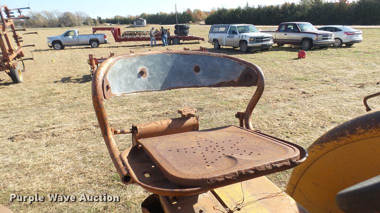 image for item ED9174 Minneapolis Moline G-VI tractor