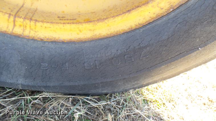 image for item ED9174 Minneapolis Moline G-VI tractor