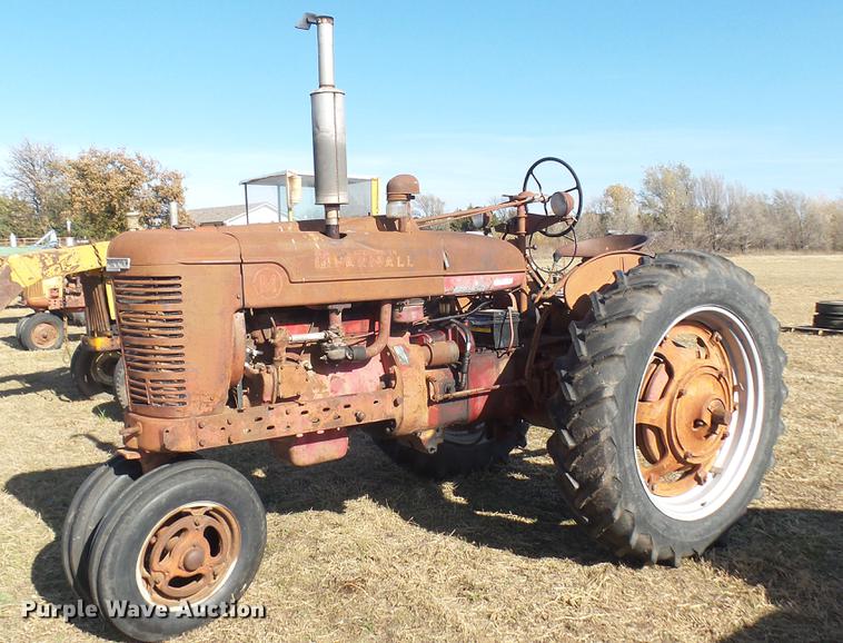 image for item ED9175 Farmall M tractor