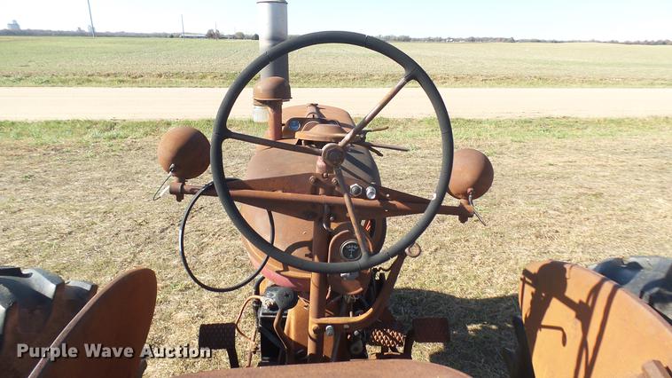 image for item ED9175 Farmall M tractor