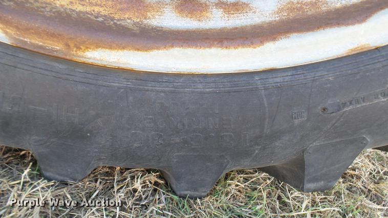 image for item ED9175 Farmall M tractor