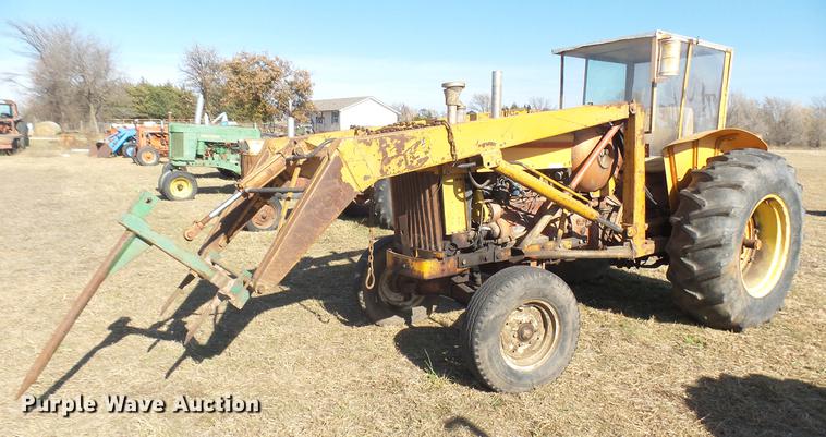 image for item ED9176 1961 Minneapolis Moline M5 tractor