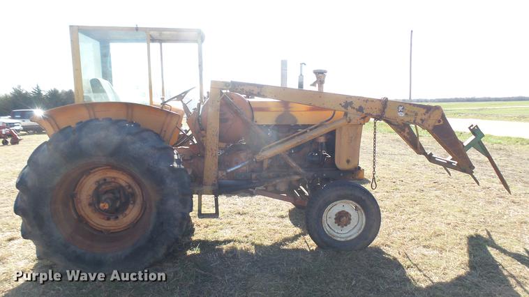 image for item ED9176 1961 Minneapolis Moline M5 tractor