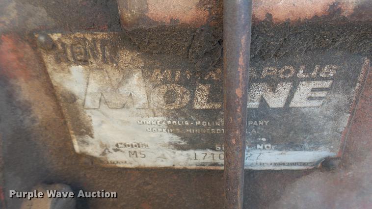image for item ED9176 1961 Minneapolis Moline M5 tractor