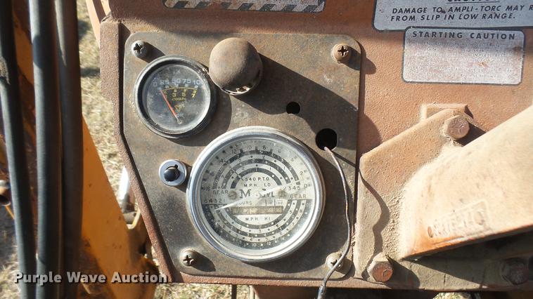 image for item ED9176 1961 Minneapolis Moline M5 tractor