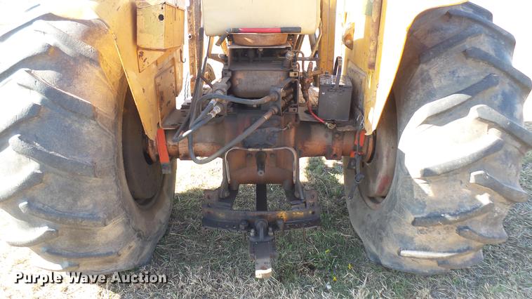 image for item ED9176 1961 Minneapolis Moline M5 tractor