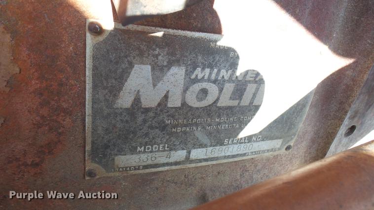 image for item ED9176 1961 Minneapolis Moline M5 tractor