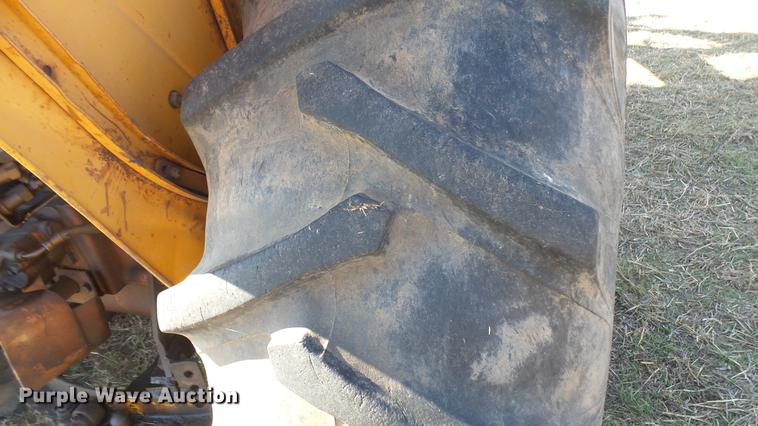 image for item ED9176 1961 Minneapolis Moline M5 tractor