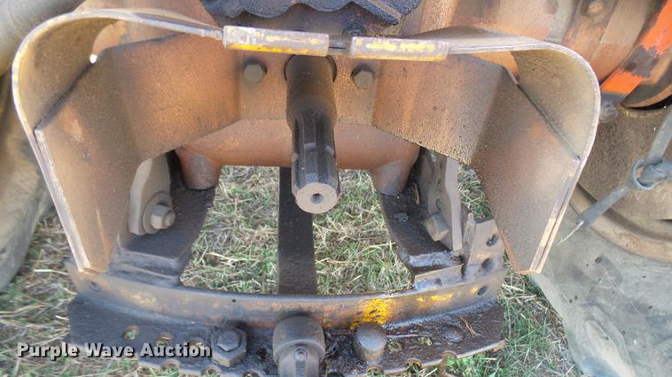 image for item ED9176 1961 Minneapolis Moline M5 tractor