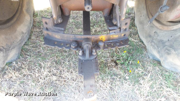 image for item ED9176 1961 Minneapolis Moline M5 tractor