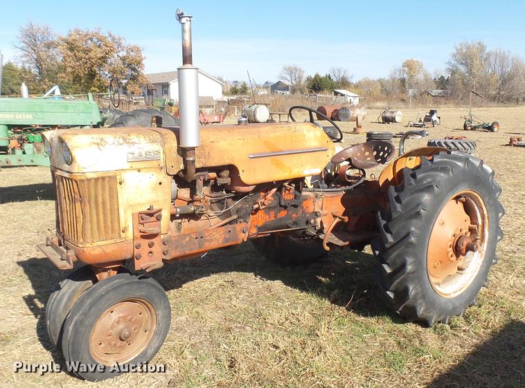 image for item ED9177 Case 211B tractor