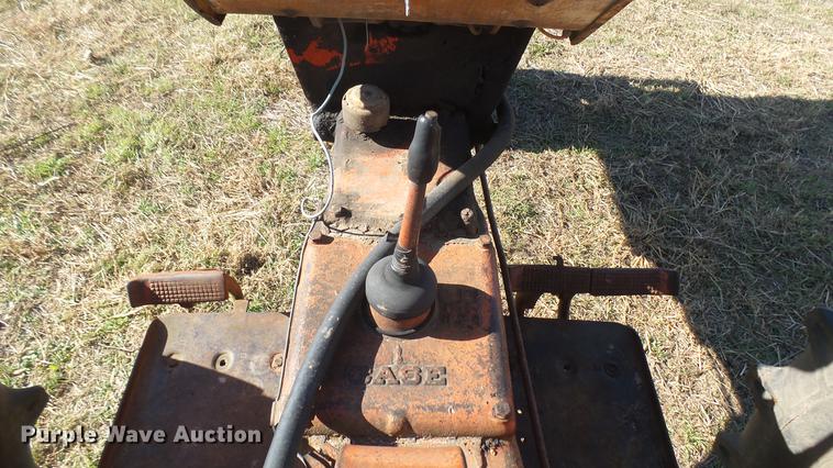 image for item ED9177 Case 211B tractor