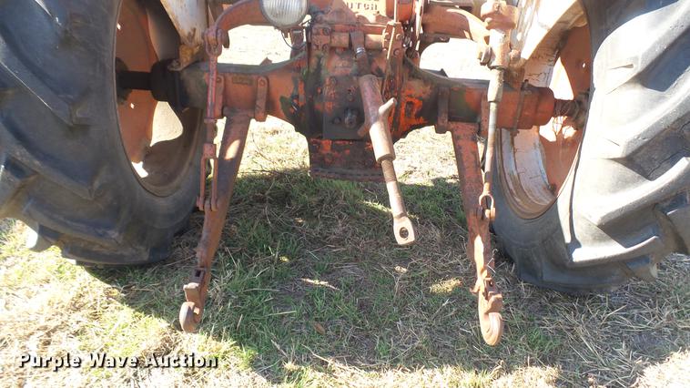 image for item ED9177 Case 211B tractor