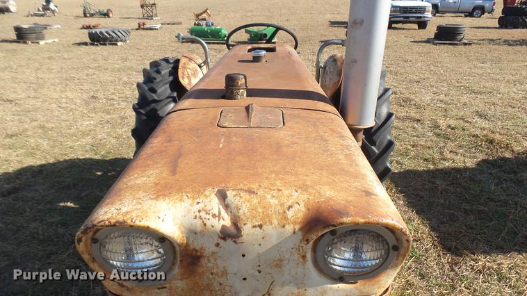 image for item ED9177 Case 211B tractor