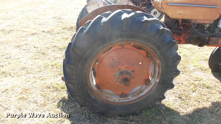 image for item ED9177 Case 211B tractor