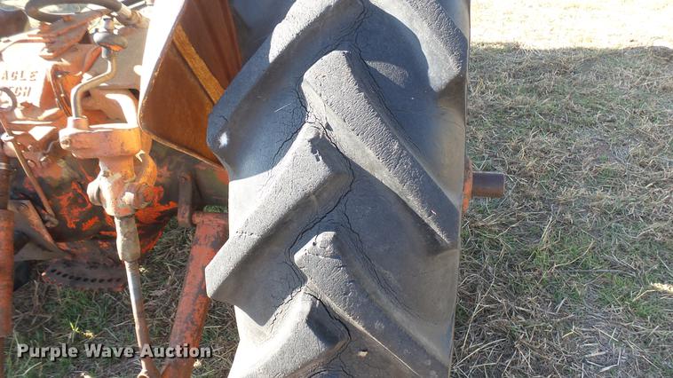 image for item ED9177 Case 211B tractor