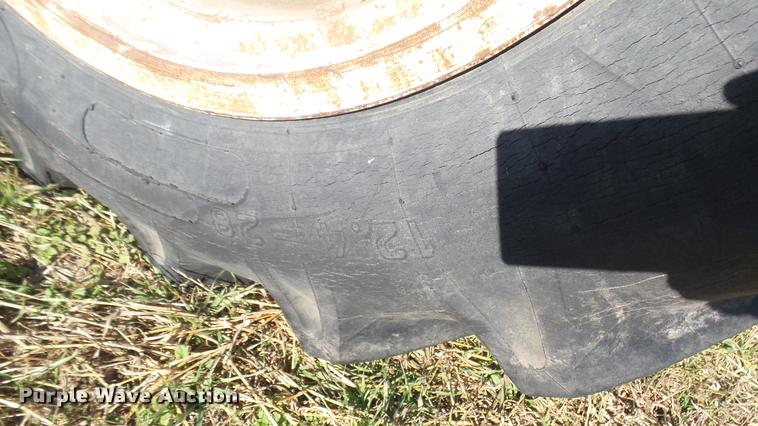 image for item ED9177 Case 211B tractor