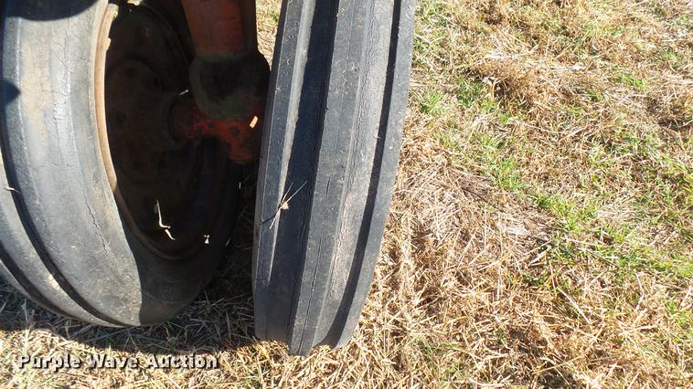 image for item ED9177 Case 211B tractor